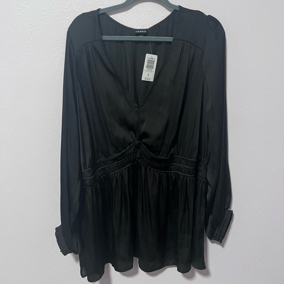Torrid Black empire waist Smocked Blouson sleeves long Sleeve Blouse 4 - Picture 3 of 6